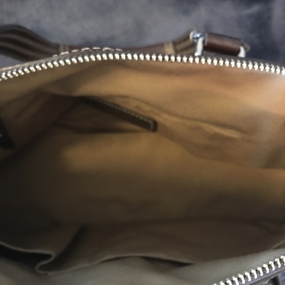 Coach Satchel style purse- tan with brown trim - Picture 4 of 8